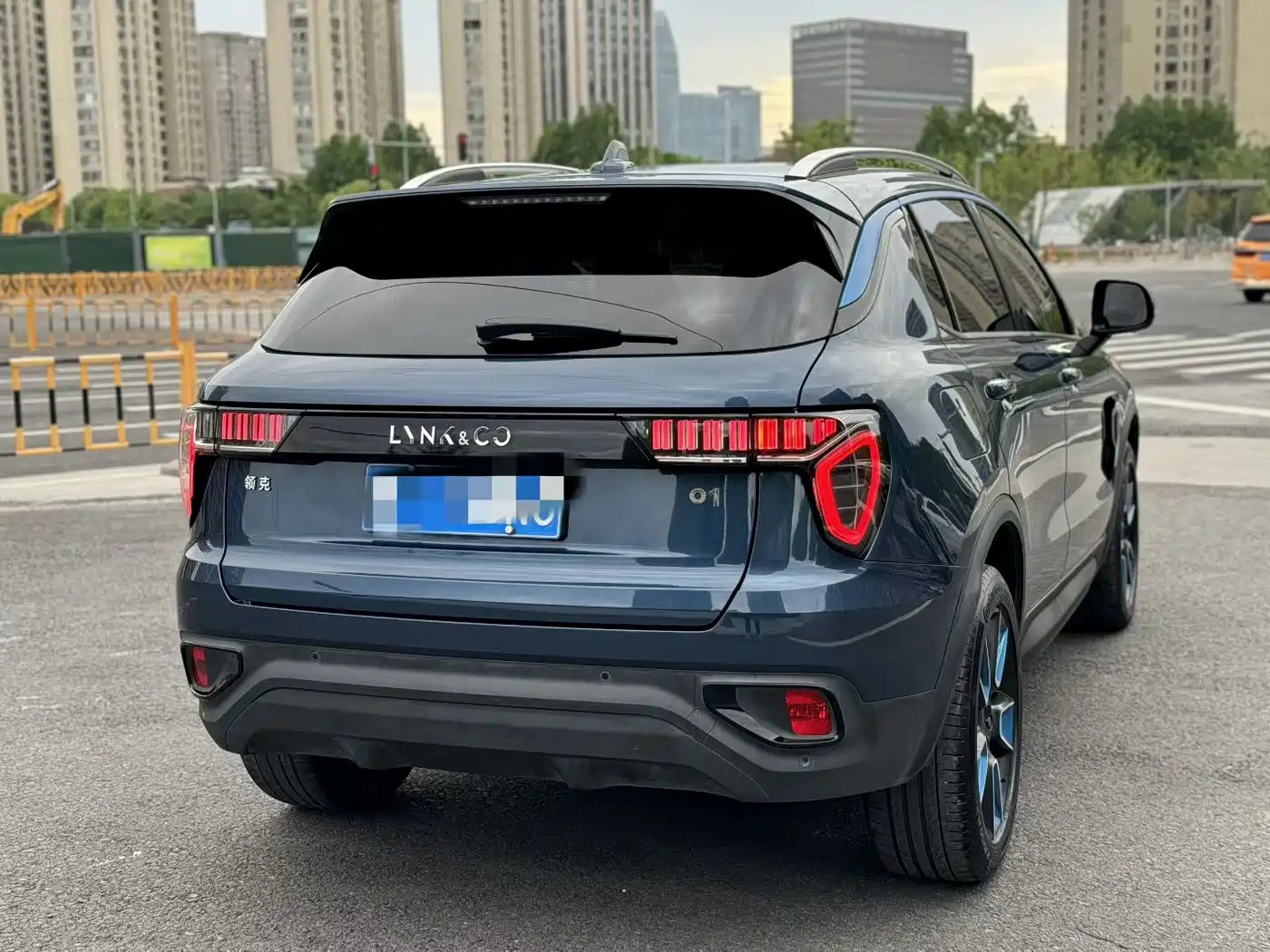 Lynk & Co 01 2017 2.0T 2WD Pro Version фото 9