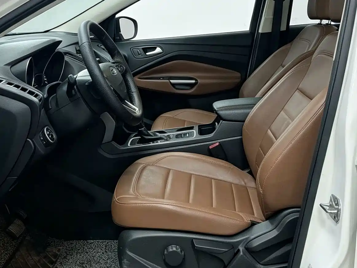 Photo 4 - Ford Kuga