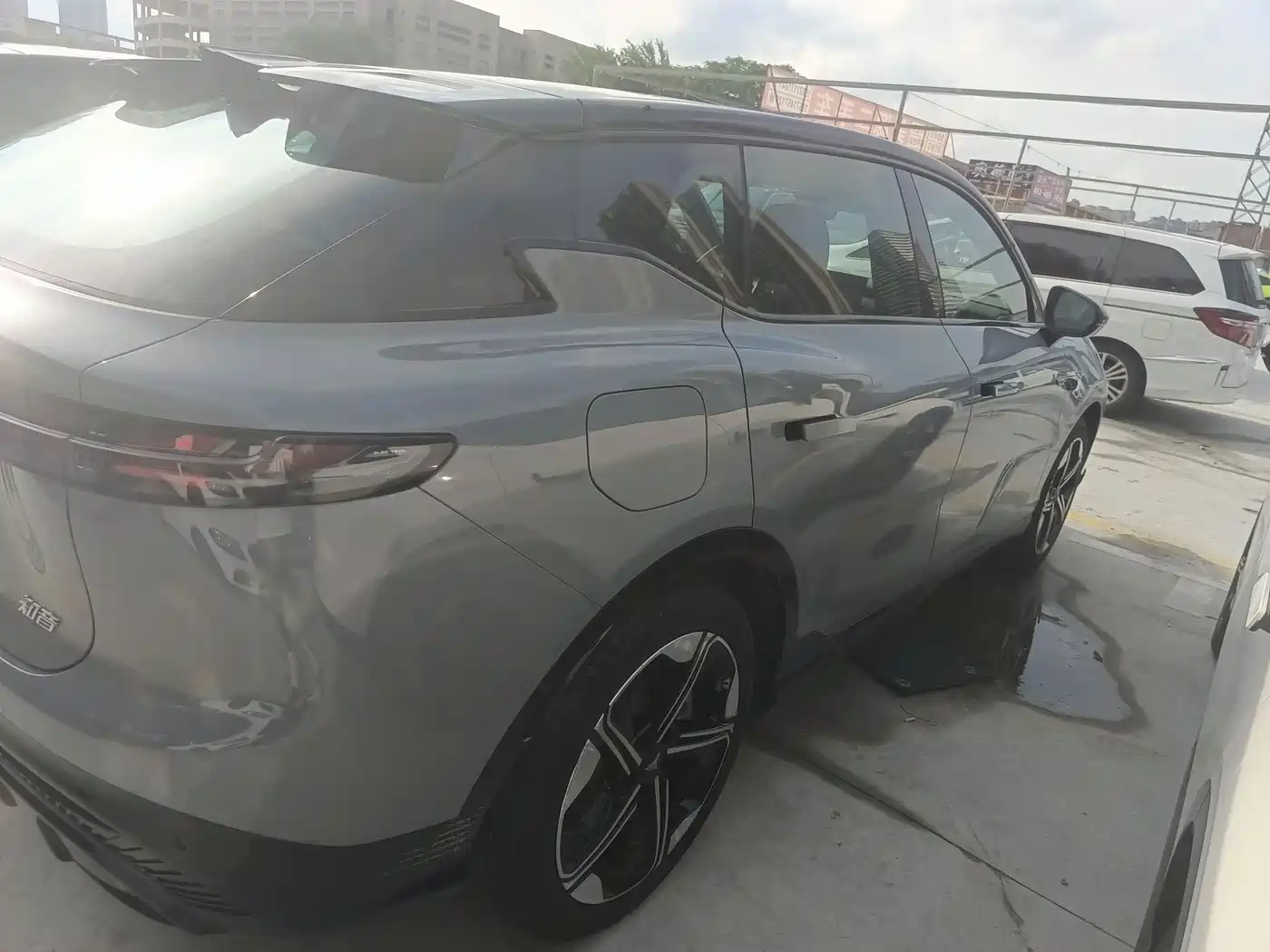 Voyah Auto Voyah Zhiyin 2024 Long Range Super Charging Edition фото 14