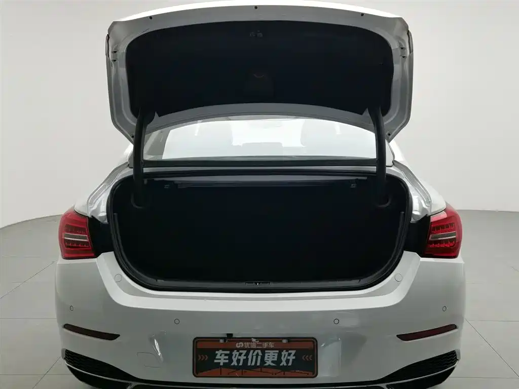 Hongqi H5 2019 30TD Agile Edition фото 16