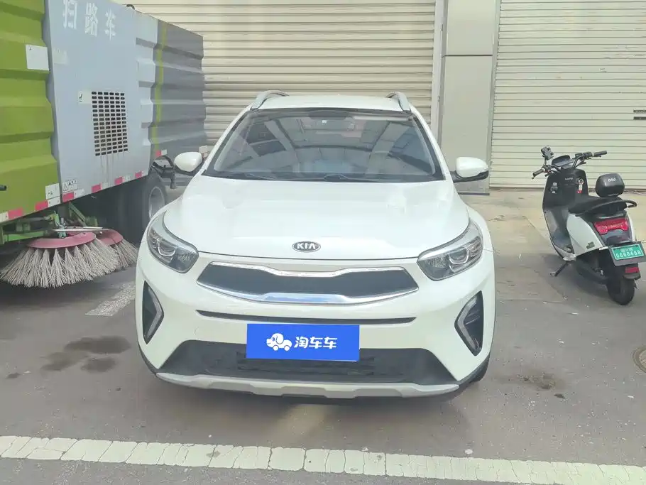 Photo 2 - Kia KX1