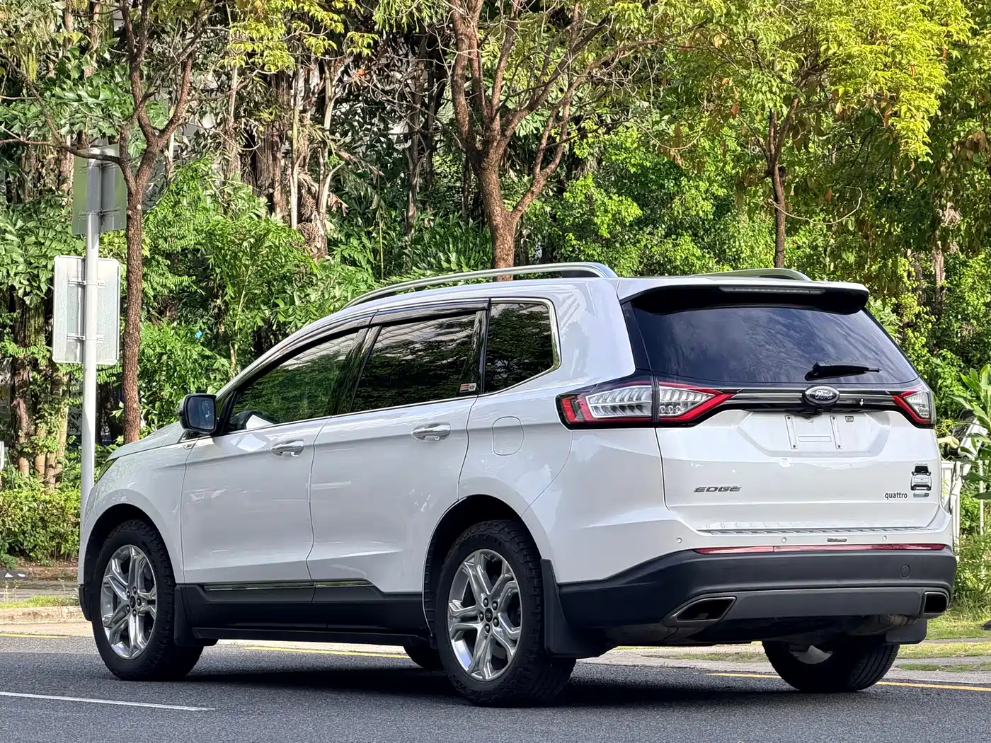 Ford Edge 2016 2016 EcoBoost 245 4WD Luxury 7-Seater
