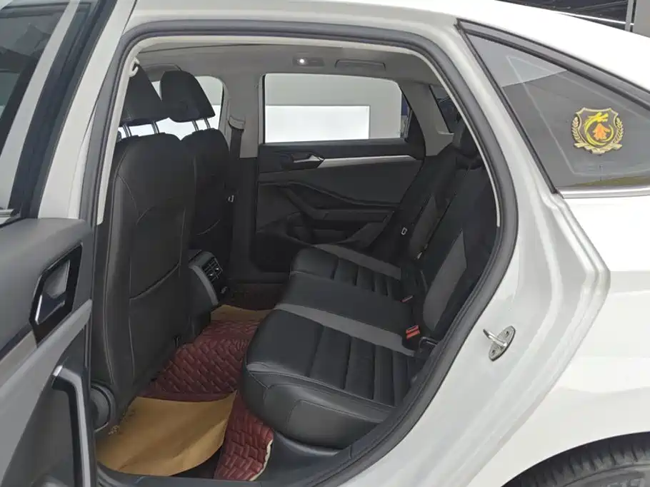 Volkswagen Sagitar, миниатюра 11