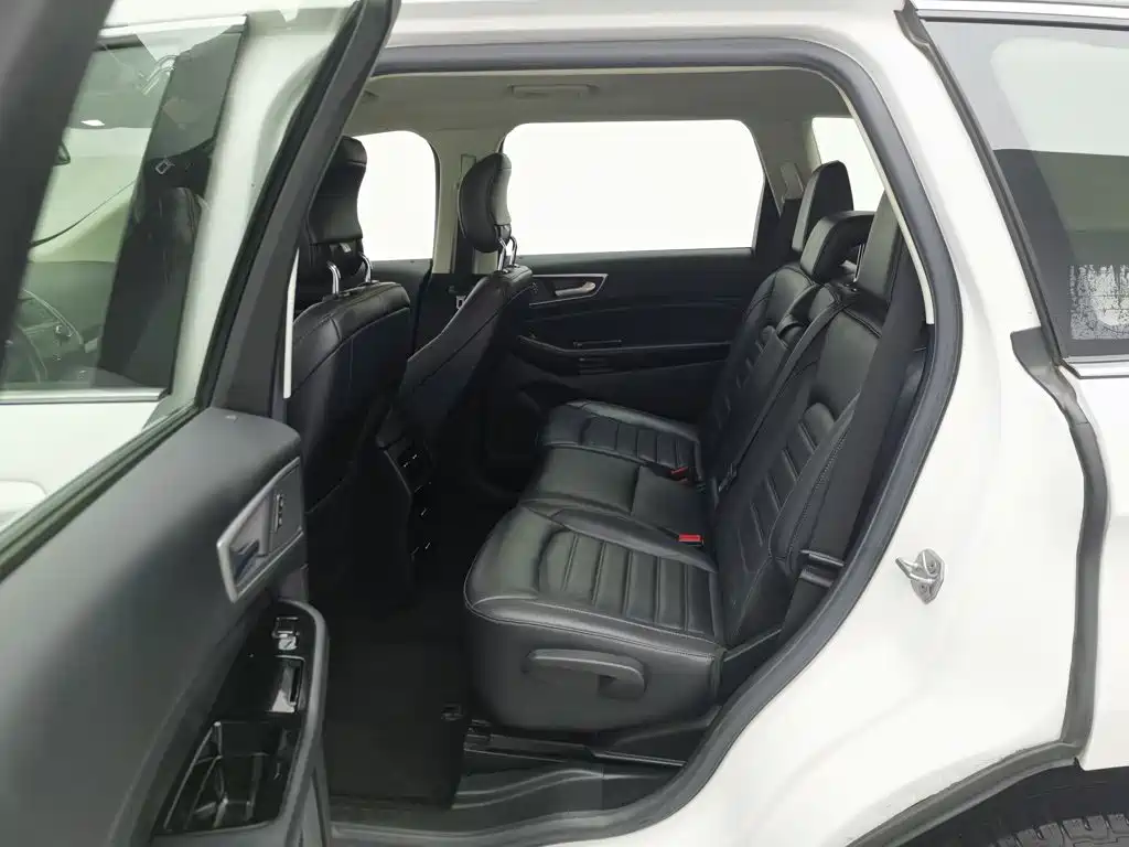 Ford Edge 2017 2017 EcoBoost 245 2WD Platinum 5-seater