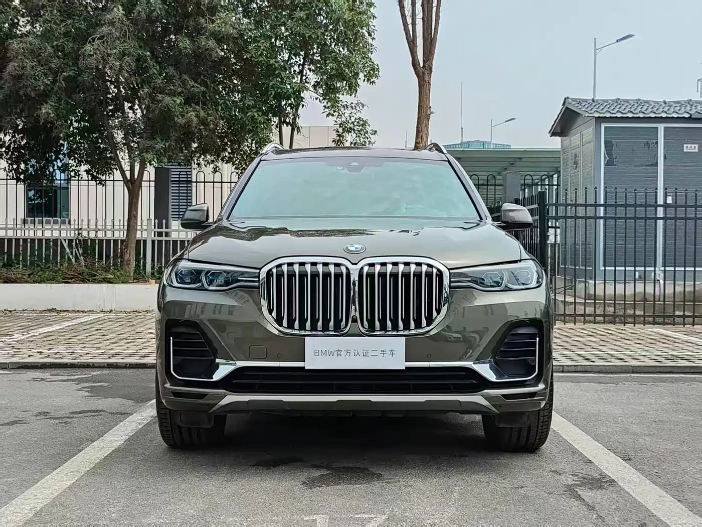 BMW X7 2020 xDrive40i Premium Luxury Package фото 2
