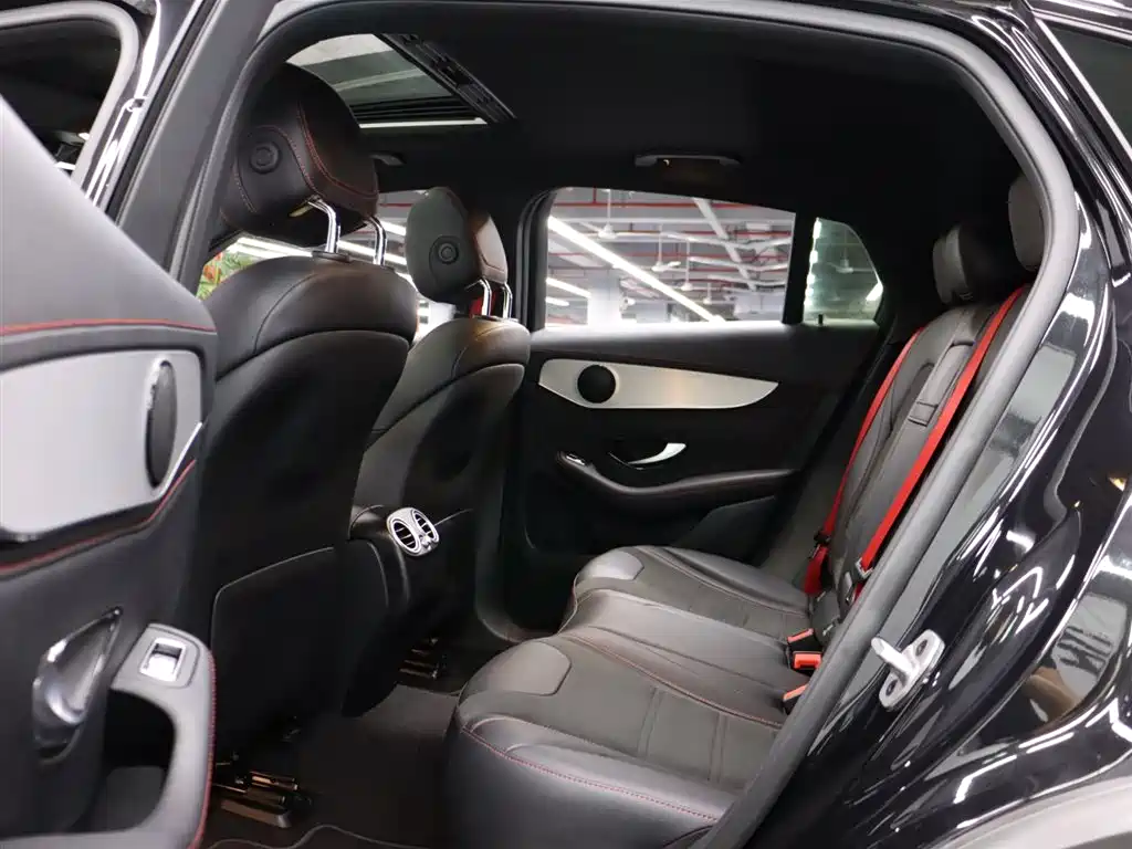 Mercedes-Benz GLC Coupe AMG 2022 AMG GLC 43 4MATIC Coupe SUV фото 20