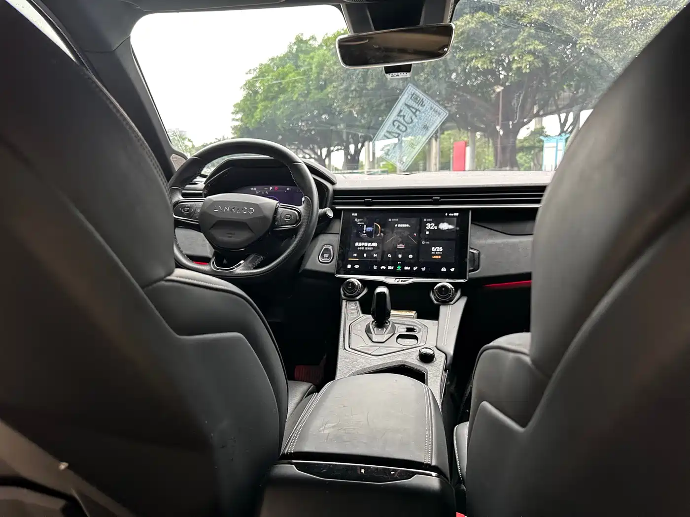 Lynk & Co 01 EM-P 2021 2021 1.5TD PHEV Halo