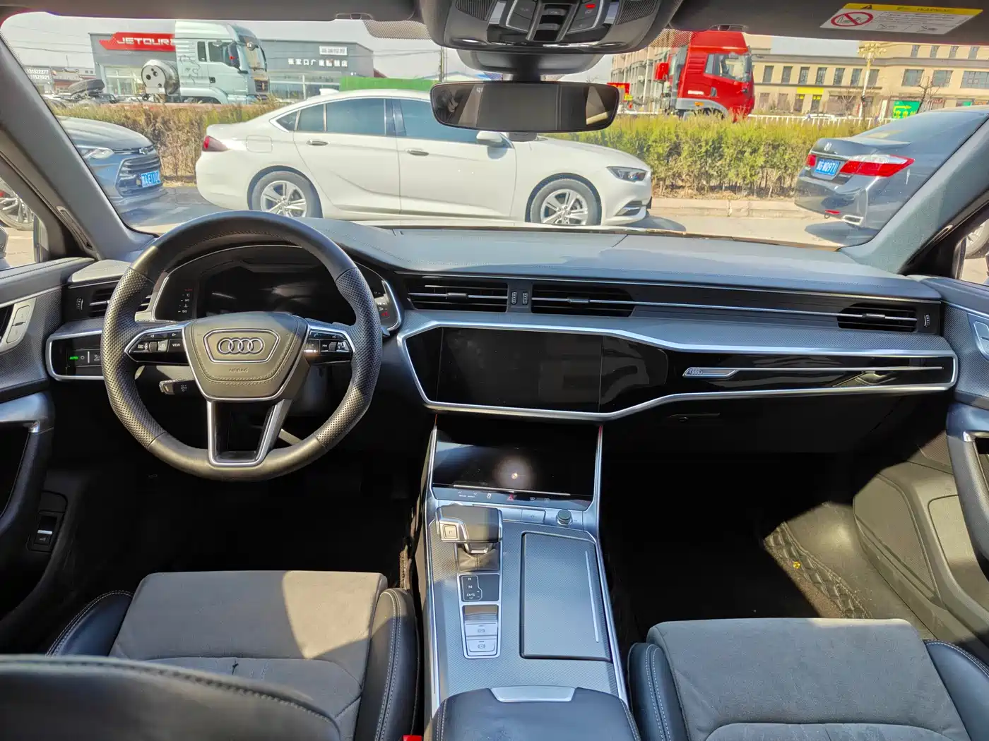 Audi A6L 2023 45 TFSI Premium Selection Dynamic фото 6