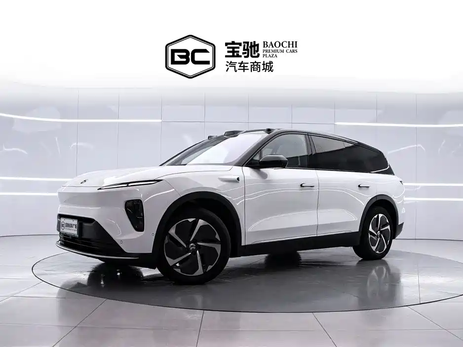 NIO ES8 2024
