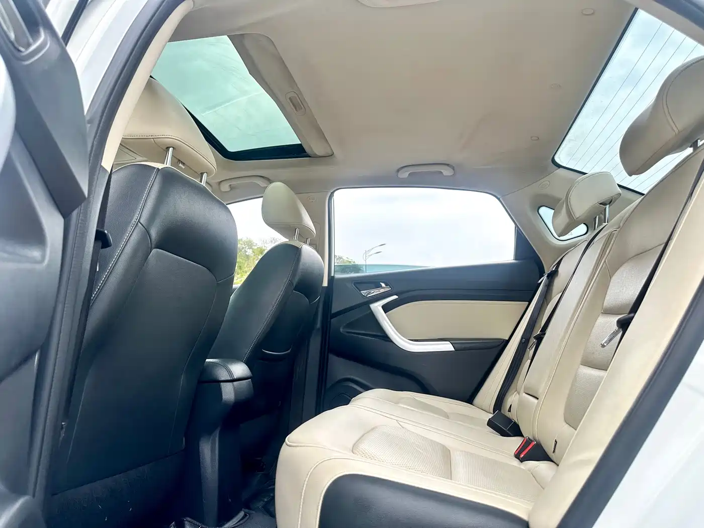 Changan Yuexiang V7 2015 2015 1.6L Automatic Fun Edition China IV