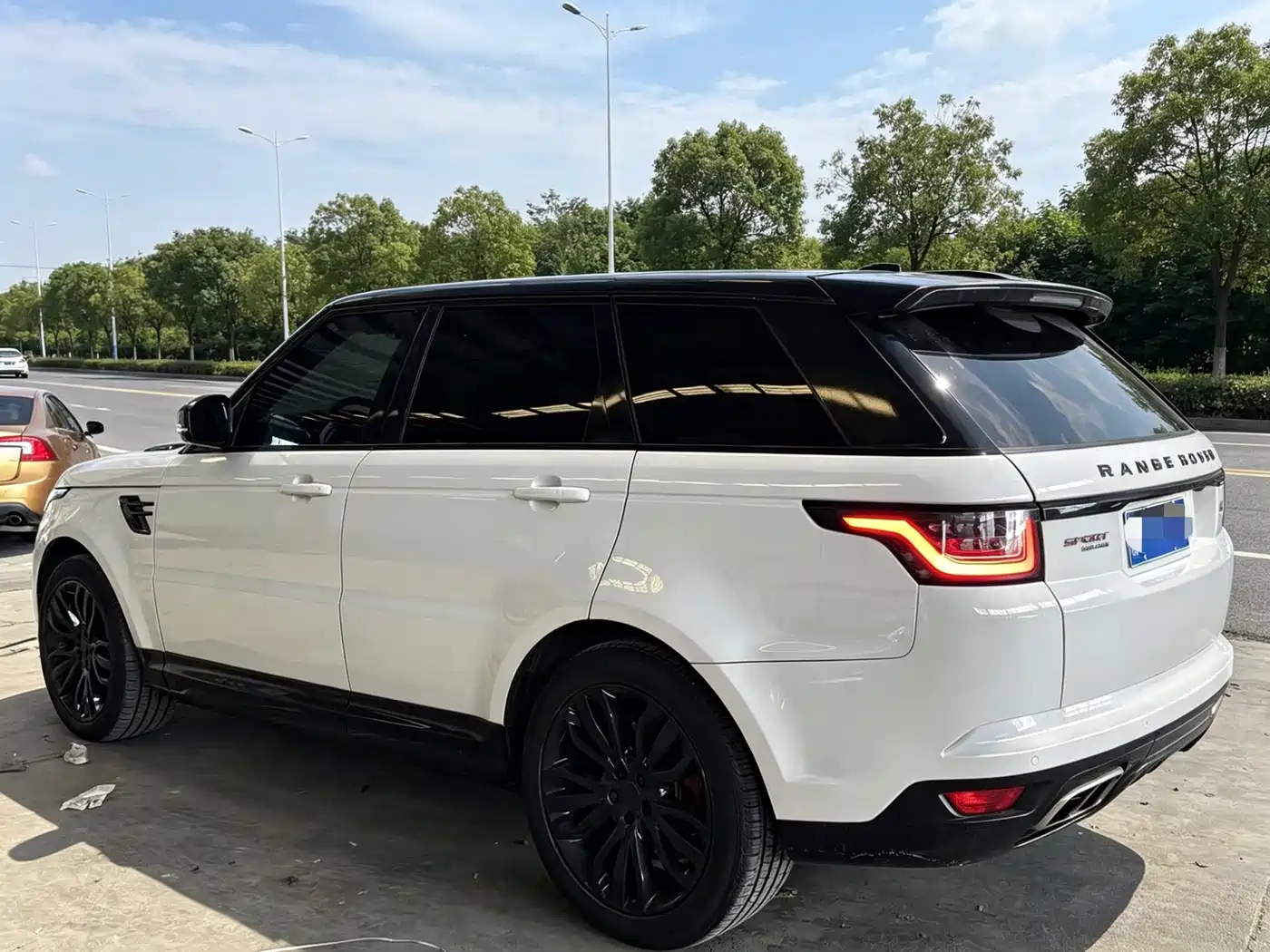 Land Rover Range Rover Sport 2014 3.0 SC V6 HSE DYNAMIC фото 19