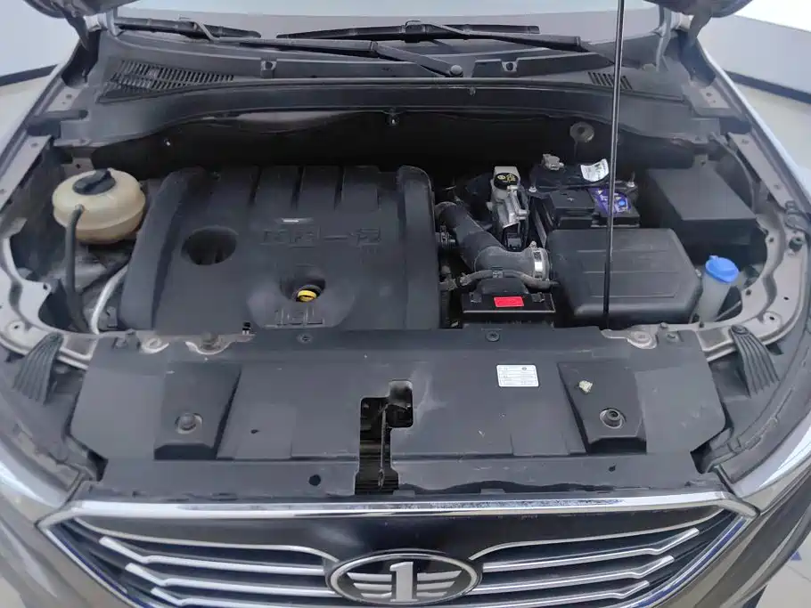 Besturn X40 2019 2019 1.6L Manual Luxury Type China V