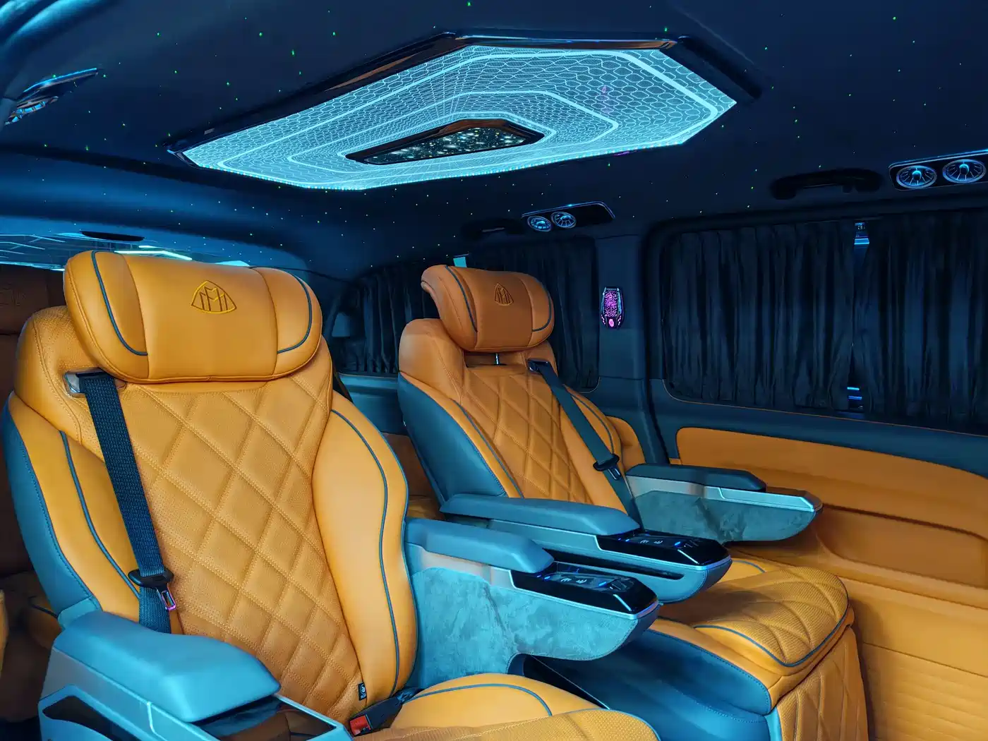 Mercedes-Benz Vito 2021 2.0T Business Edition 7-seater фото 22