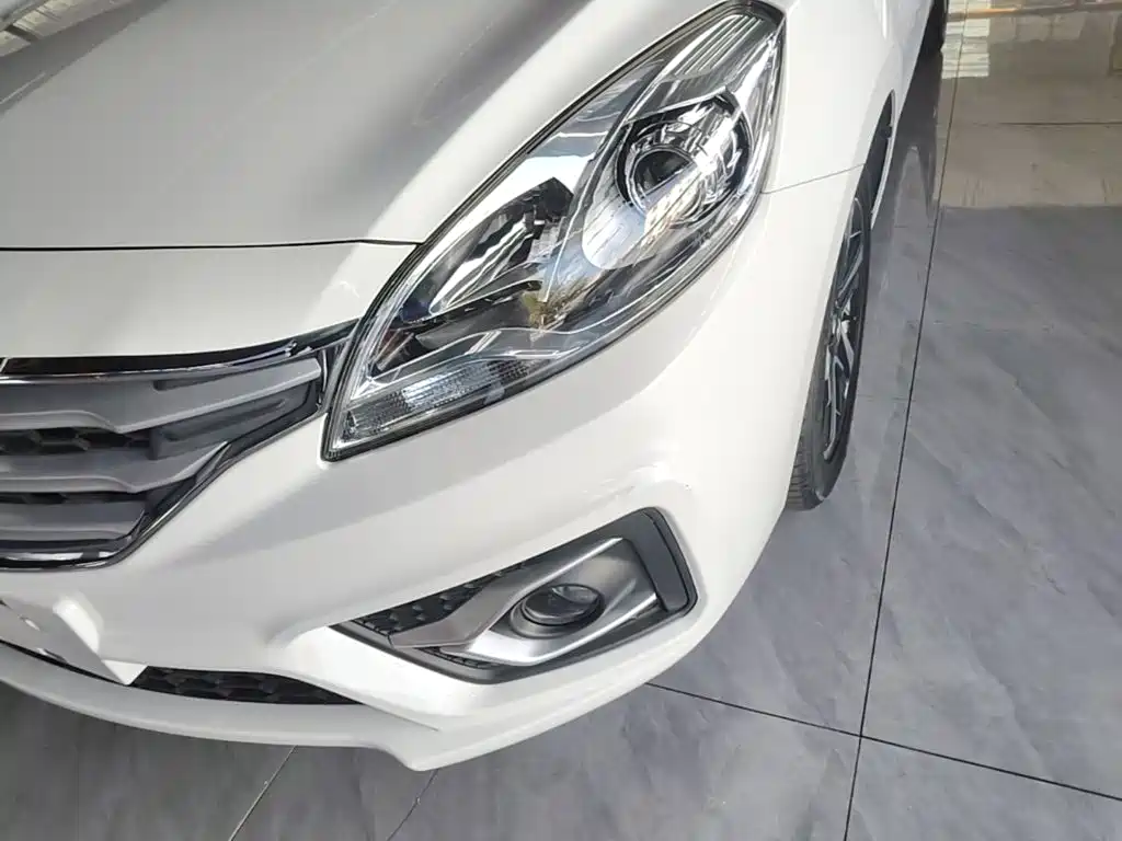Haima Familia 2018 2017 1.6L Automatic Luxury