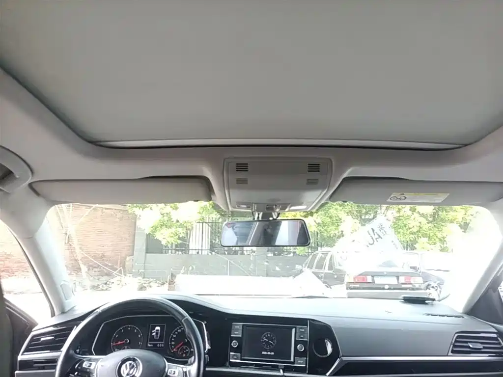 Volkswagen Sagitar 2019 280TSI DSG Luxury Edition China VI фото 25