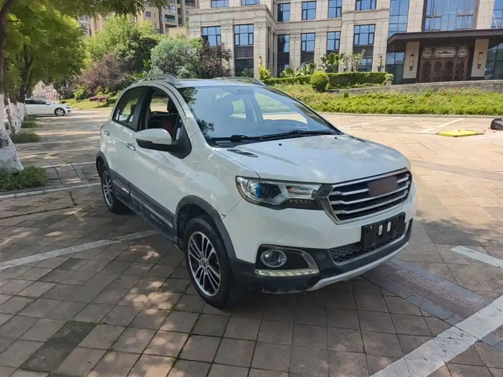 Haval H1 2015 1.5L Manual Luxury фото 4