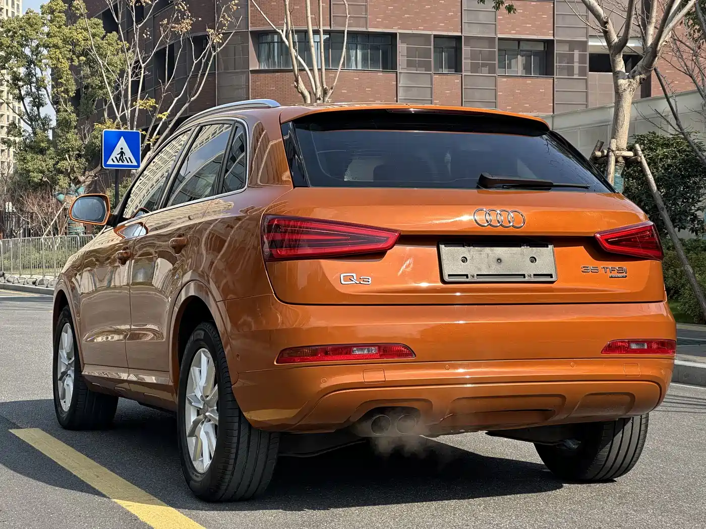 Audi Q3 (Import) 2012 35 TFSI quattro Comfort фото 5