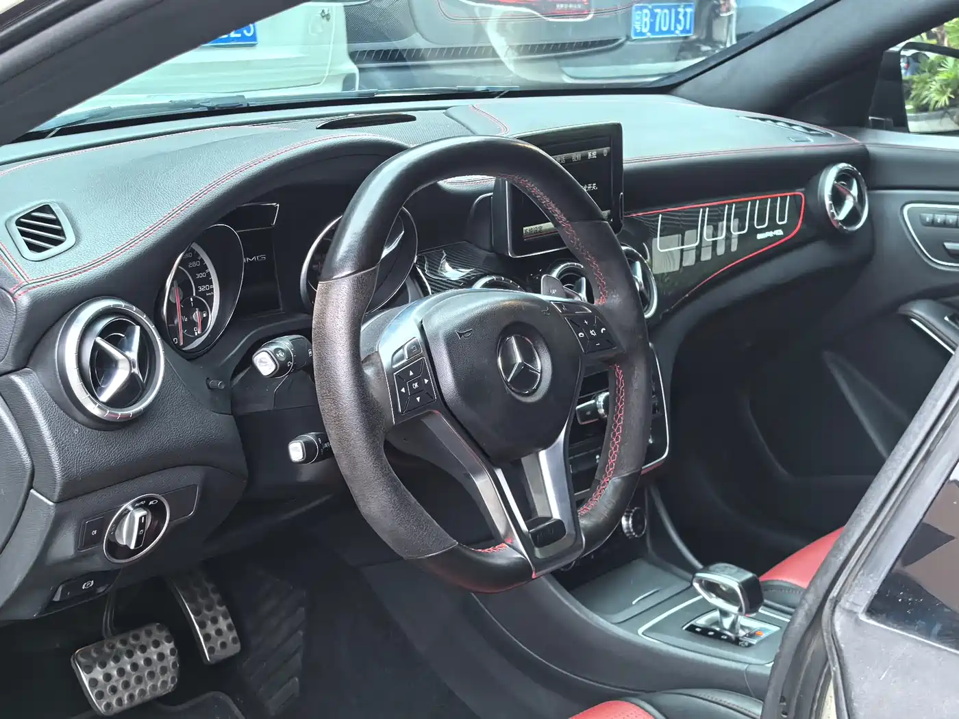 Mercedes-Benz CLA AMG 2014 AMG CLA 45 4MATIC фото 10