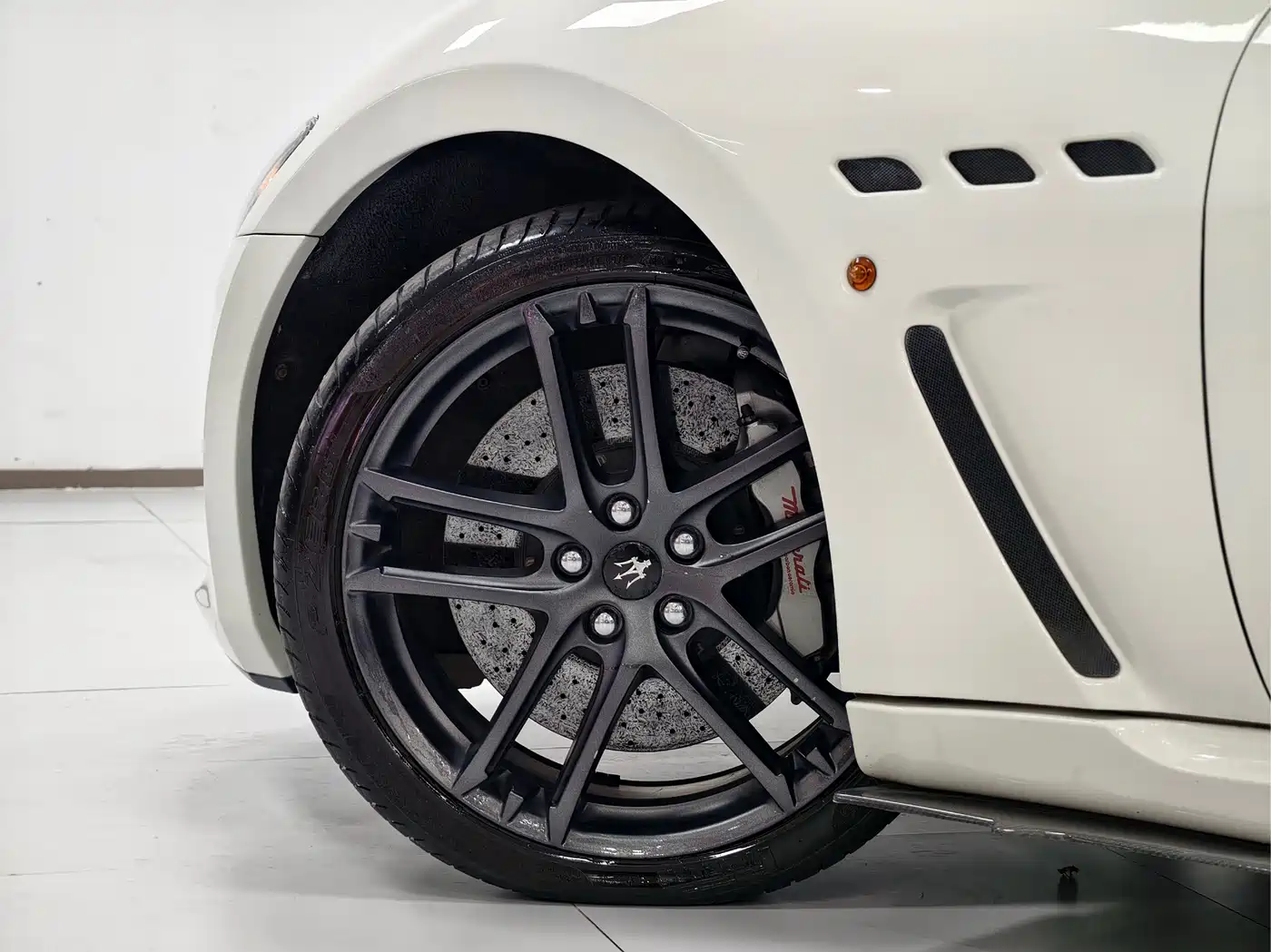 Maserati GranTurismo 2013 2012 4.7L MC Stradale