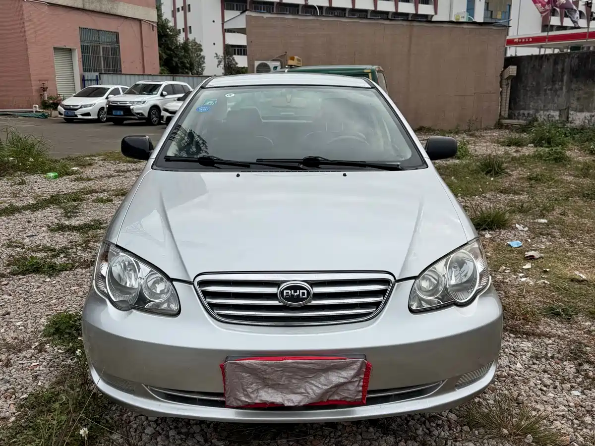 BYD F3 2013 Energy-saving Edition 1.5L Manual Comfort фото 2