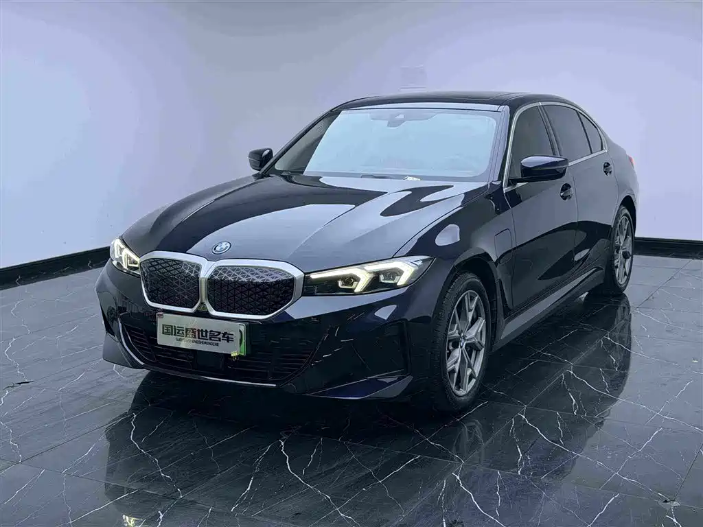BMW i3 2025 eDrive 35 L
