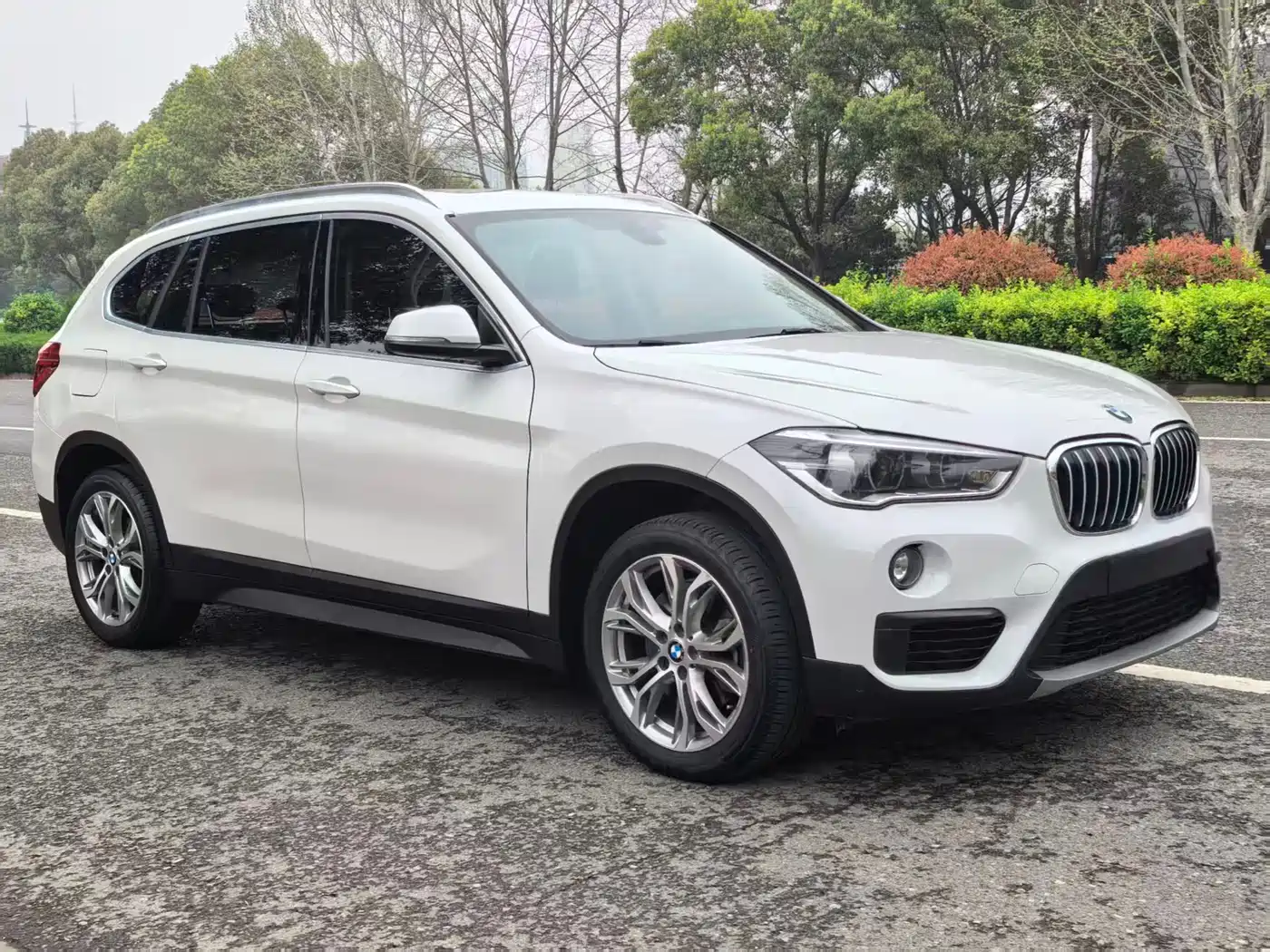 BMW X1 2018 sDrive20Li Leading Model фото 7