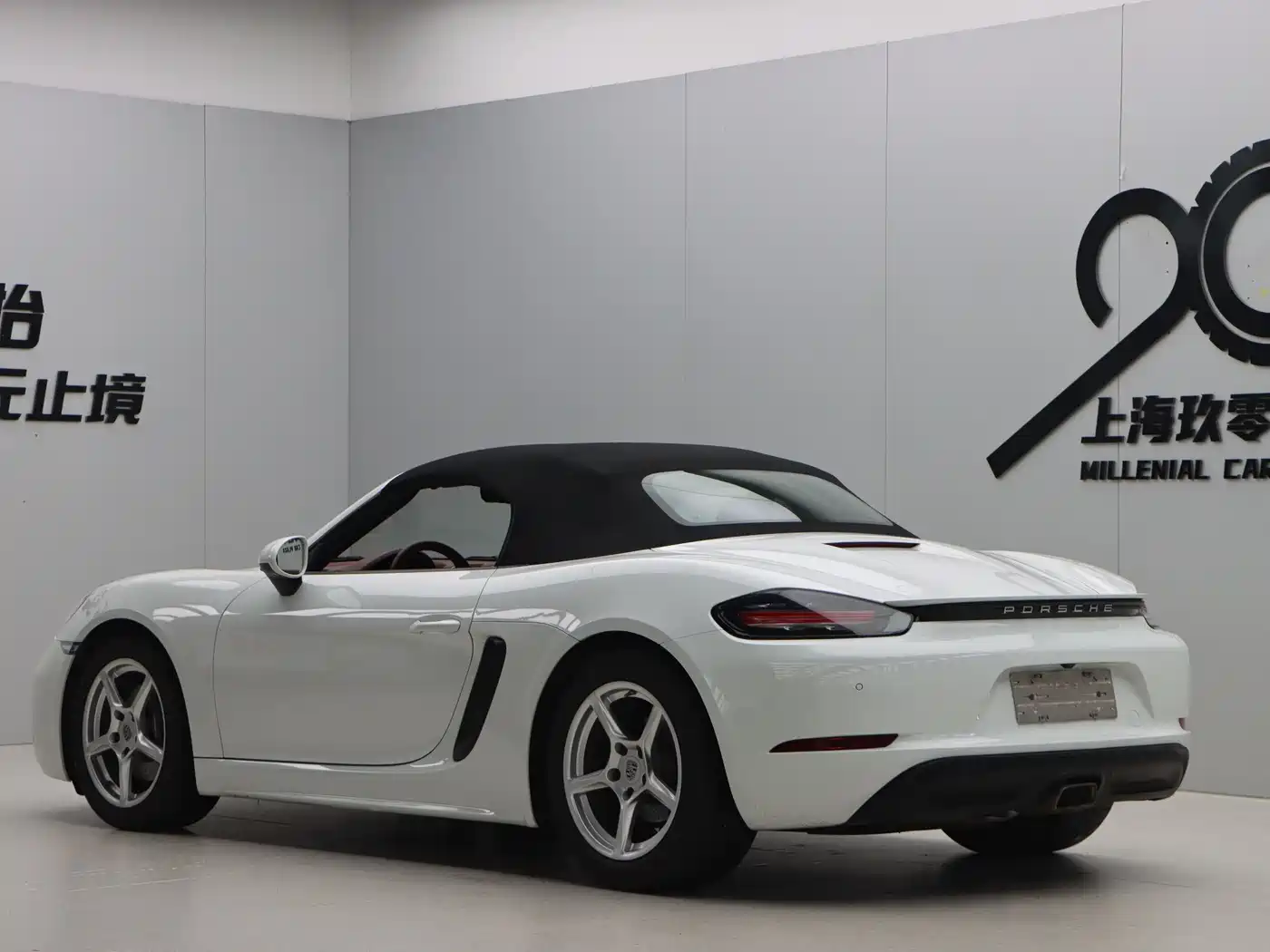Porsche 718 2016 Boxster 2.0T фото 28
