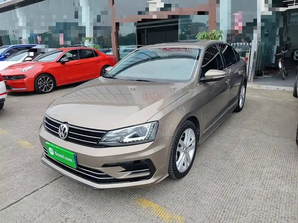 Volkswagen Sagitar 2018 280TSI DSG Spark Edition фото 2