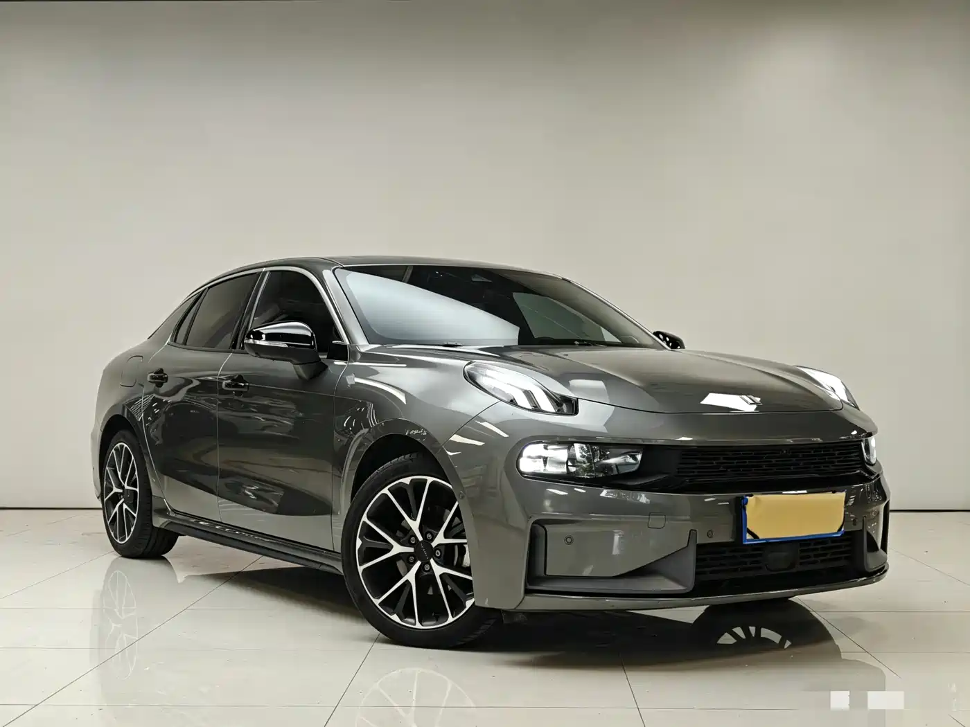 Lynk & Co 03 2021 1.5TD DCT Jin Pro фото 3