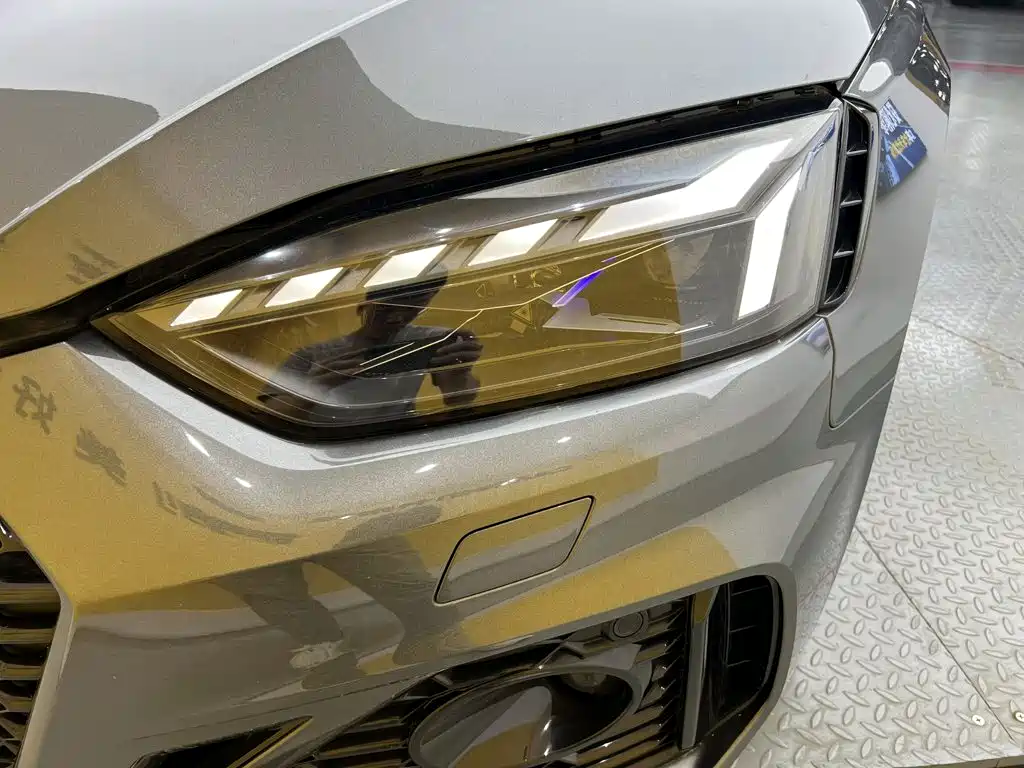 Audi RS 5 2024 2023 Model RS 5 2.9T Sportback Obsidian Edition