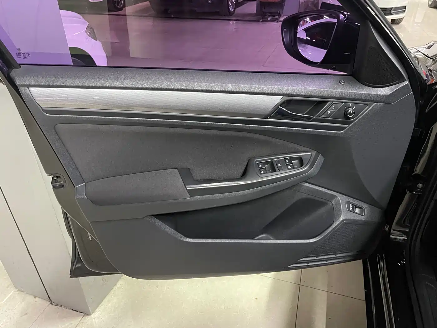 Volkswagen Bora 2016 Model 1.6L Automatic Fashion фото 6