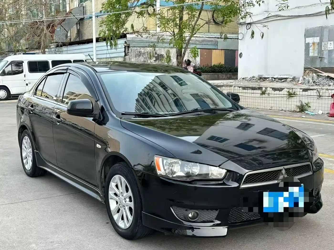 Mitsubishi Lancer EX 2012 Zhishang 1.8L CVT Luxury фото 3