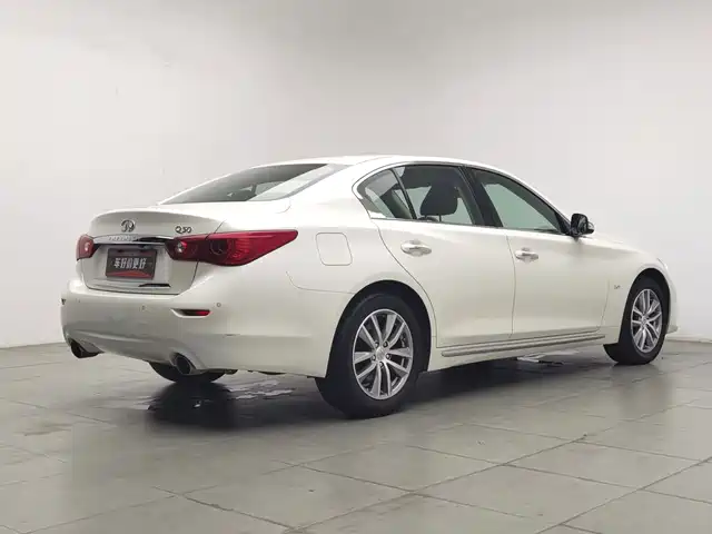 Infiniti Q50L 2016 Model 2.0T Comfort Edition — фото 2