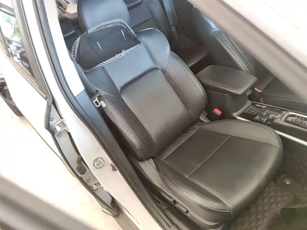 Mitsubishi Outlander 2019 2.0L 2WD Enjoy 5-Seater China VI фото 25