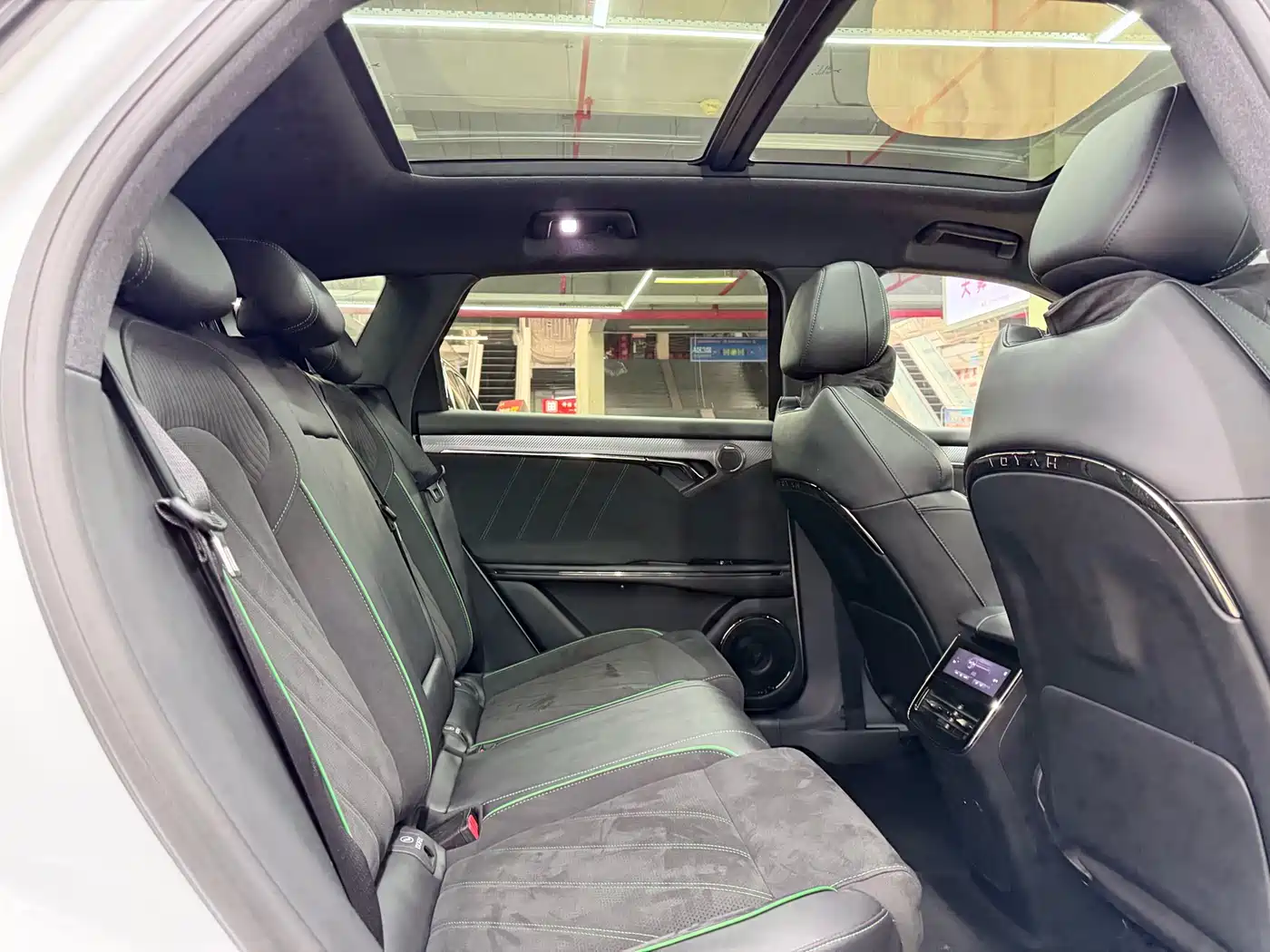 Voyah Auto VOYAH FREE 2025 318 318km RWD Touring Edition фото 16