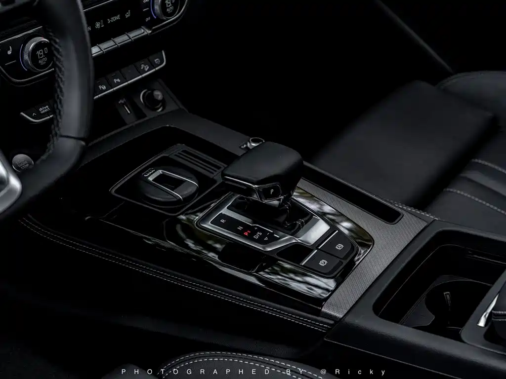 Audi Q5L 2022 40T Luxury Dynamic фото 7