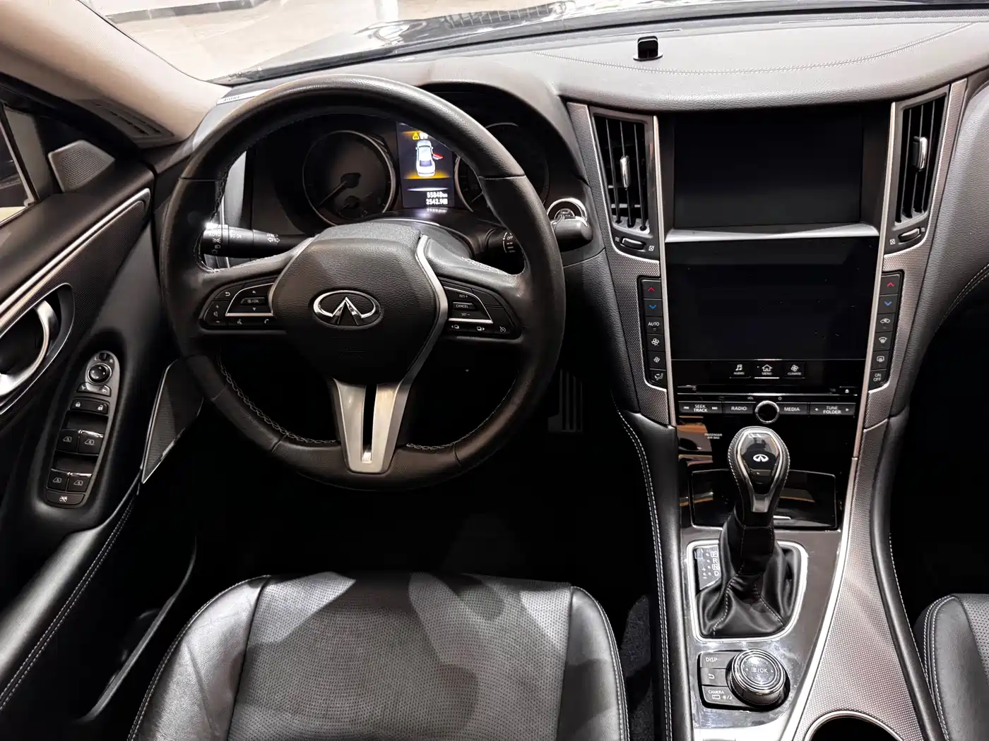 Infiniti Q50L 2021 2.0T Premium Sport фото 17