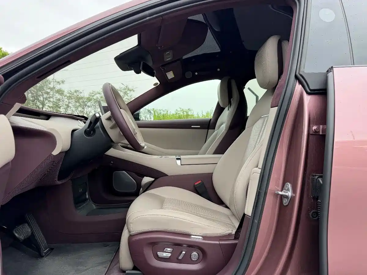 Xiaomi Auto Xiaomi YU7 2025 Ultra Long Range High Performance AWD Max Edition фото 9