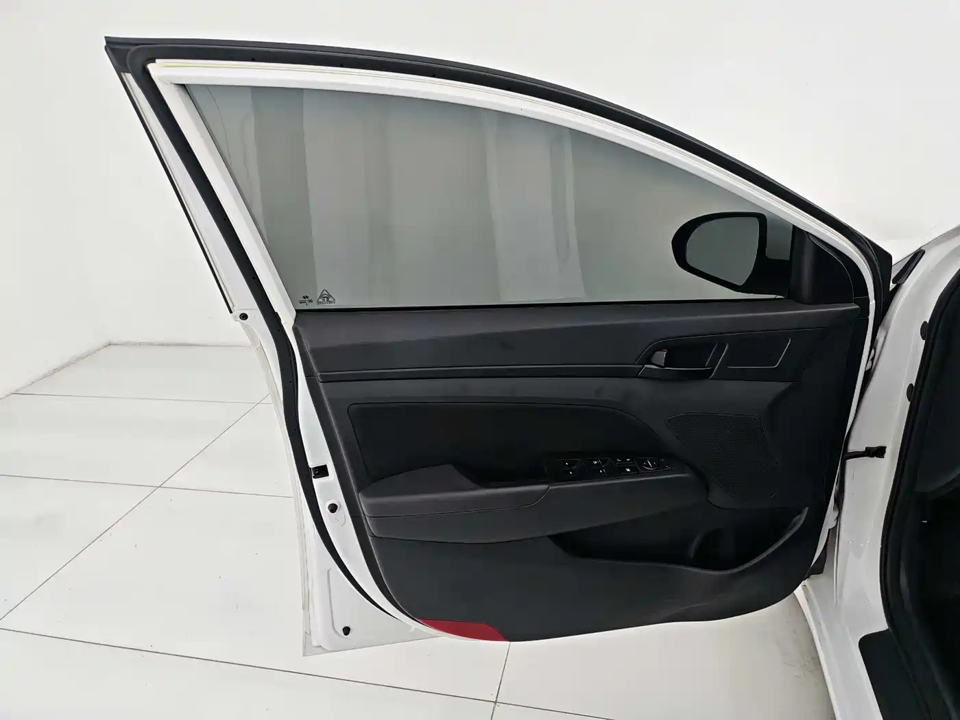HYUNDAI LEAD