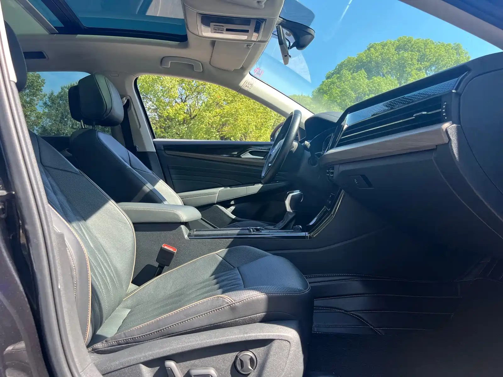 Фото 4 - Volkswagen Passat
