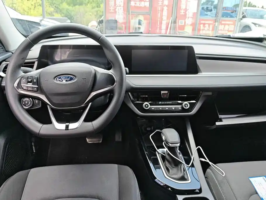 Ford Escort 2022 2021 1.5L Automatic Gold Edition