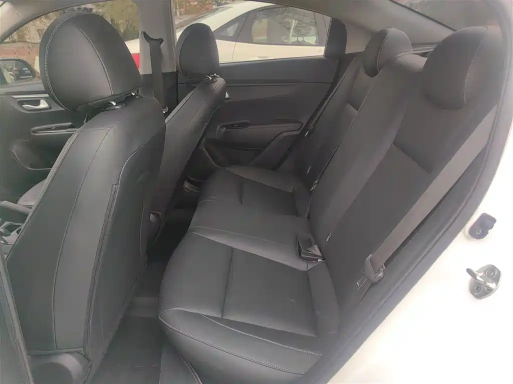Kia K2 2017 Sedan 1.4L MT 15th Anniversary Special Edition GLS фото 17