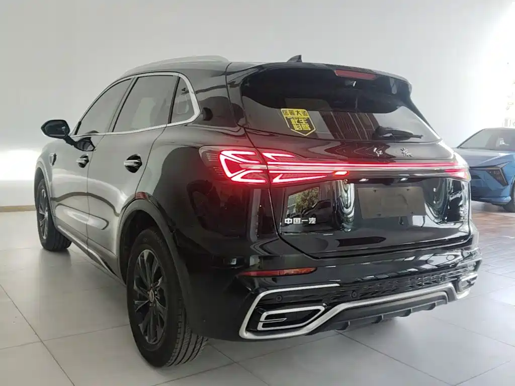 Photo 5 - Hongqi HS5