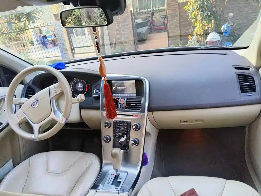 Photo 11 - Volvo XC60 (Import)