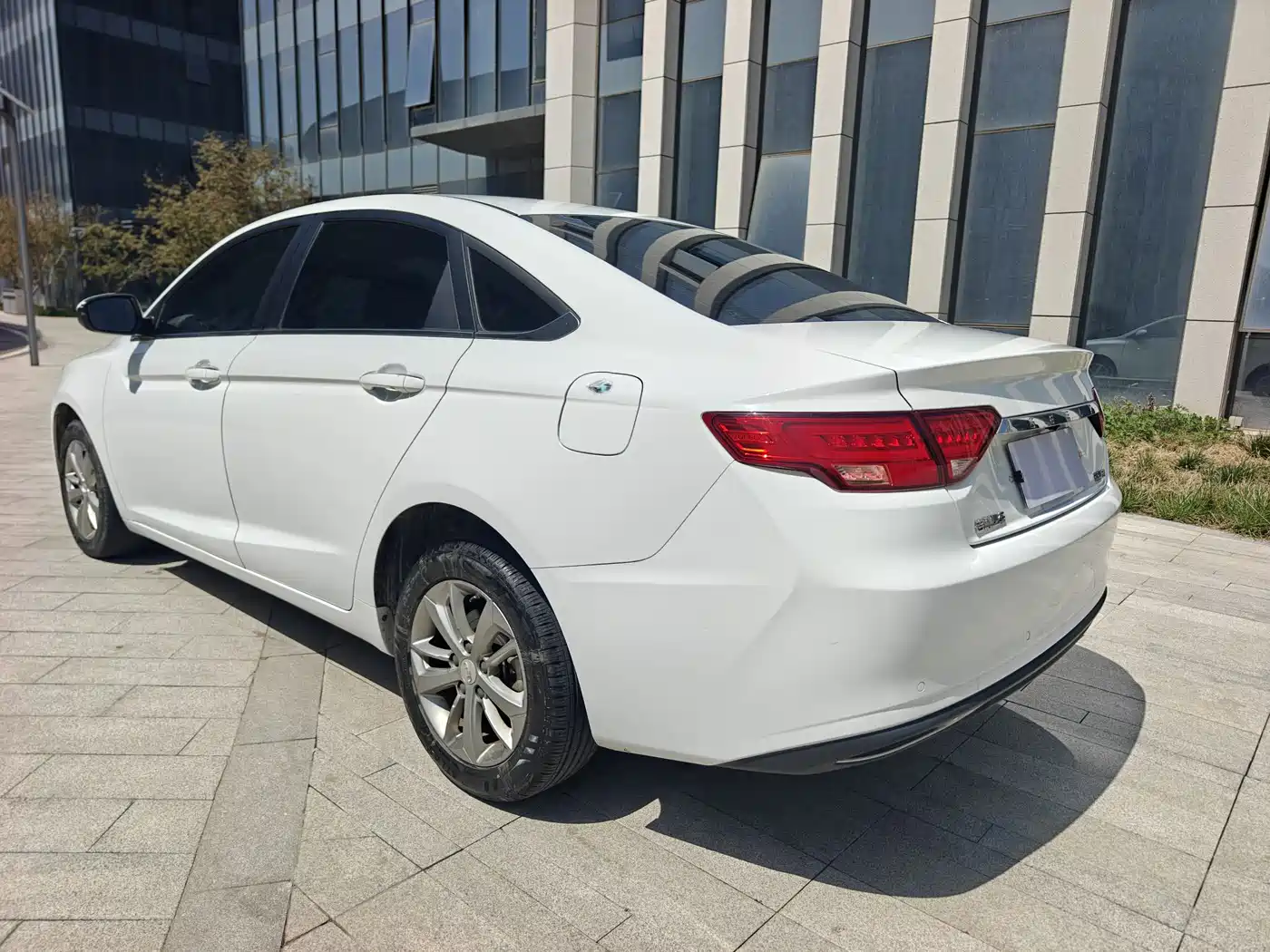 GEELY AUTOMOBILE EMGRAND GL