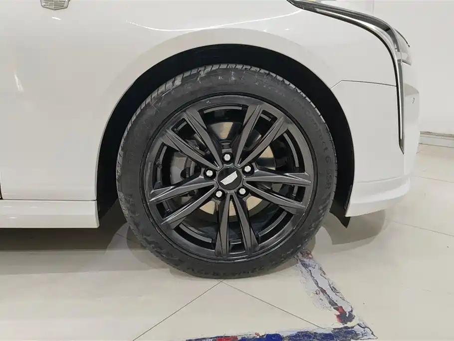 CADILLAC CT4