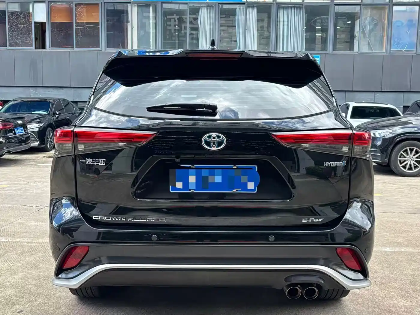 Toyota Crown Kluger 2022 2.5L HEV 4WD Luxury Edition фото 8