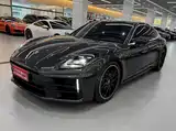 Photo 1 - Porsche Panamera