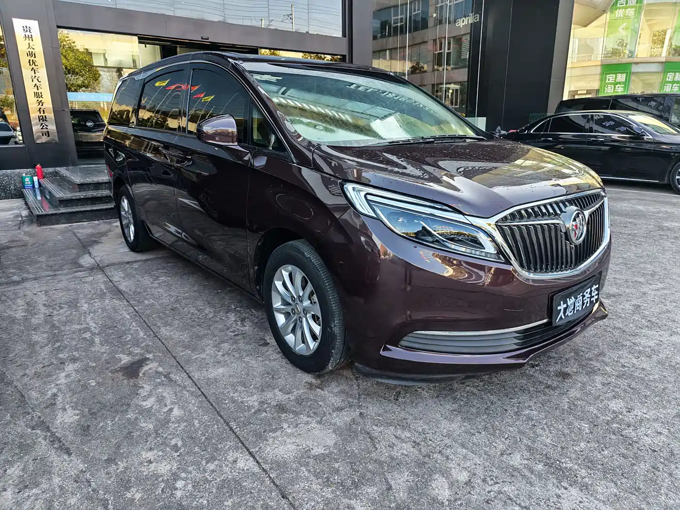 Buick GL8 2018 ES 28T Premium Type China VI фото 3