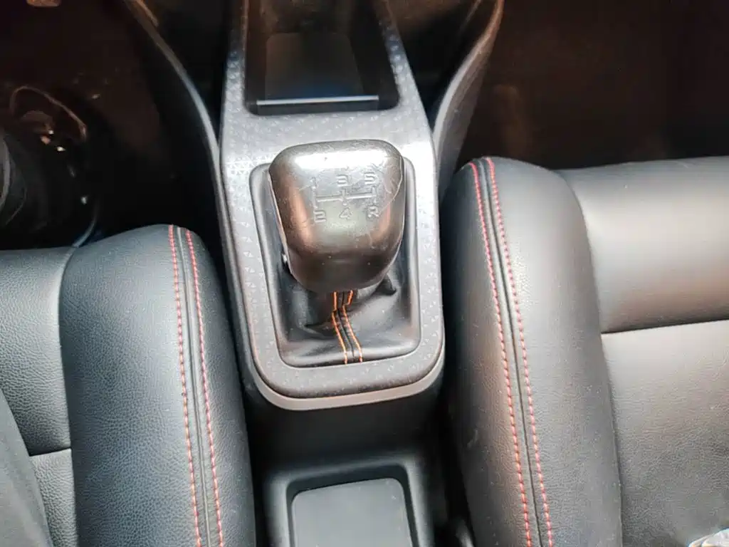 Geely Yuanjing X1 2017 2017 1.3L Manual Crazy Fun Edition